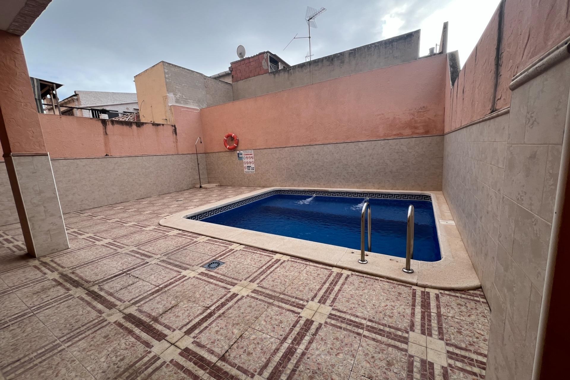 Brukt - Apartment -
Dolores - Comunidad Valenciana