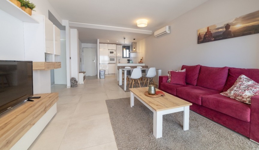 Brukt - Apartment -
El Raso - Costa Blanca