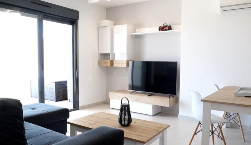 Brukt - Apartment -
El Raso - Costa Blanca