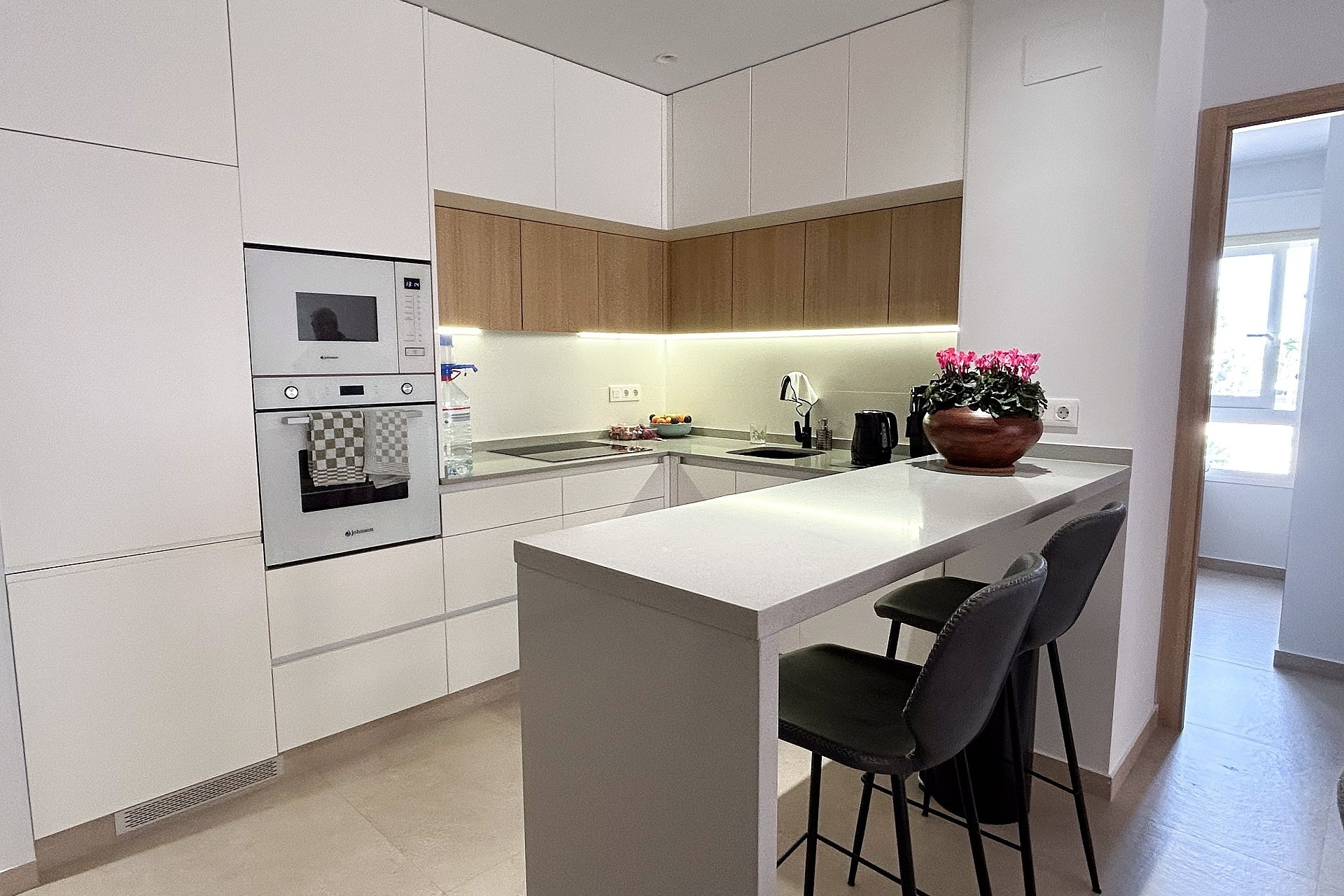 Brukt - Apartment -
El Raso - Costa Blanca