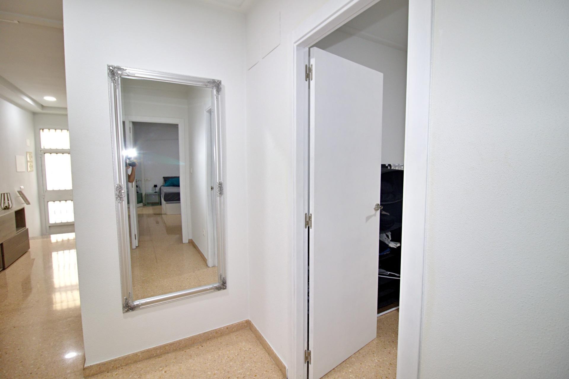 Brukt - Apartment -
Elche - Plaza Madrid