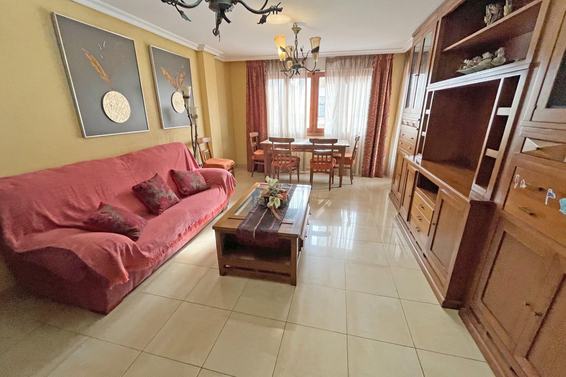 Brukt - Apartment -
Formentera del Segura - Palacios