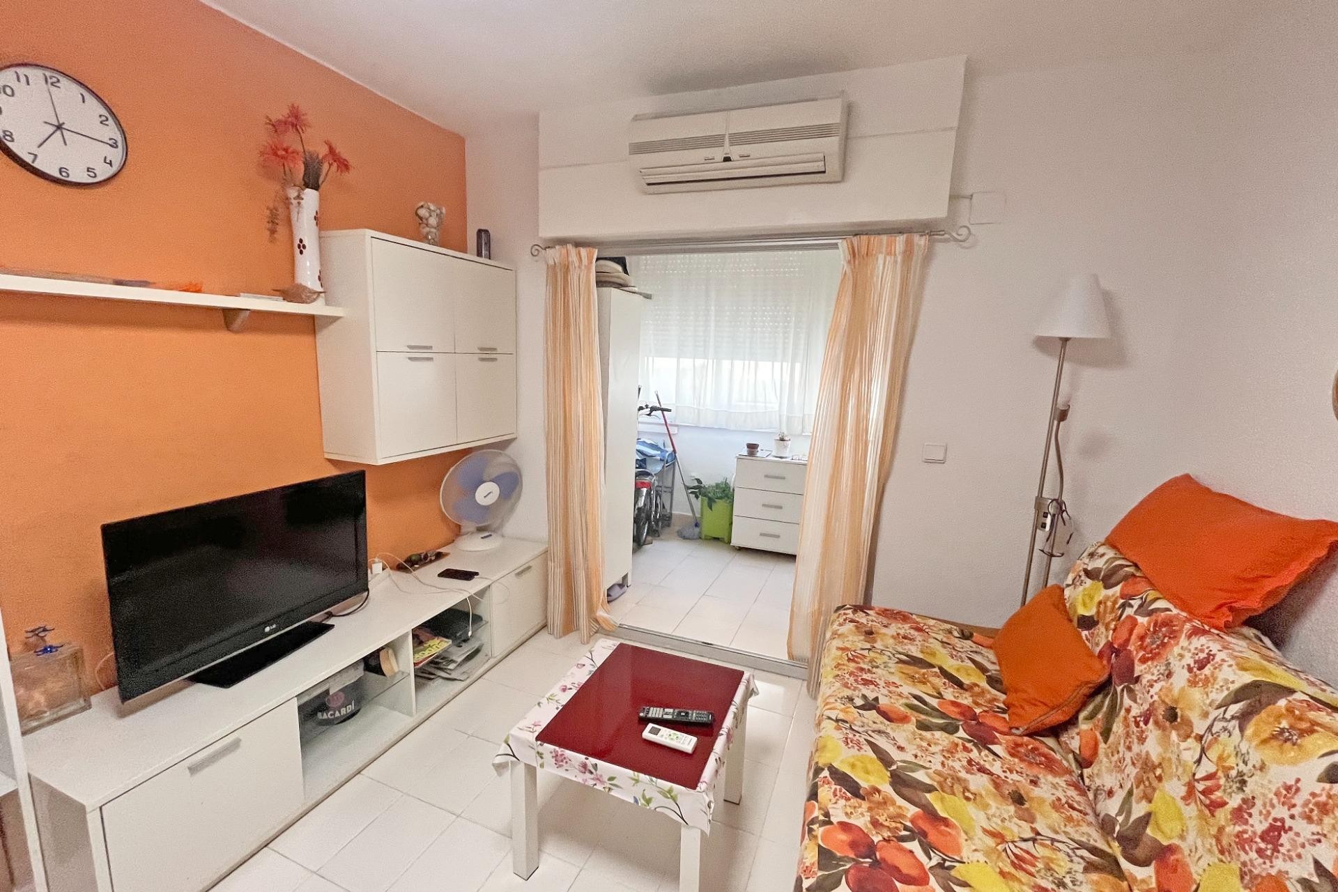 Brukt - Apartment -
Guardamar del Segura - Centro
