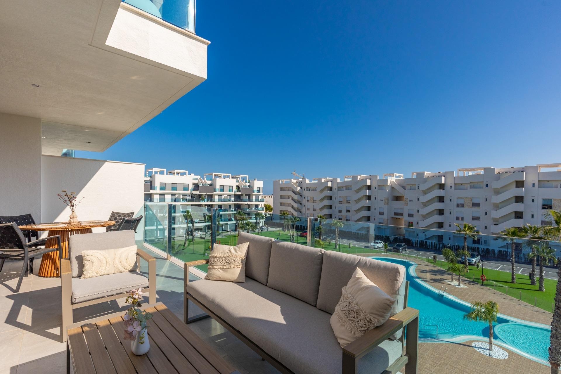 Brukt - Apartment -
Guardamar del Segura - El Raso