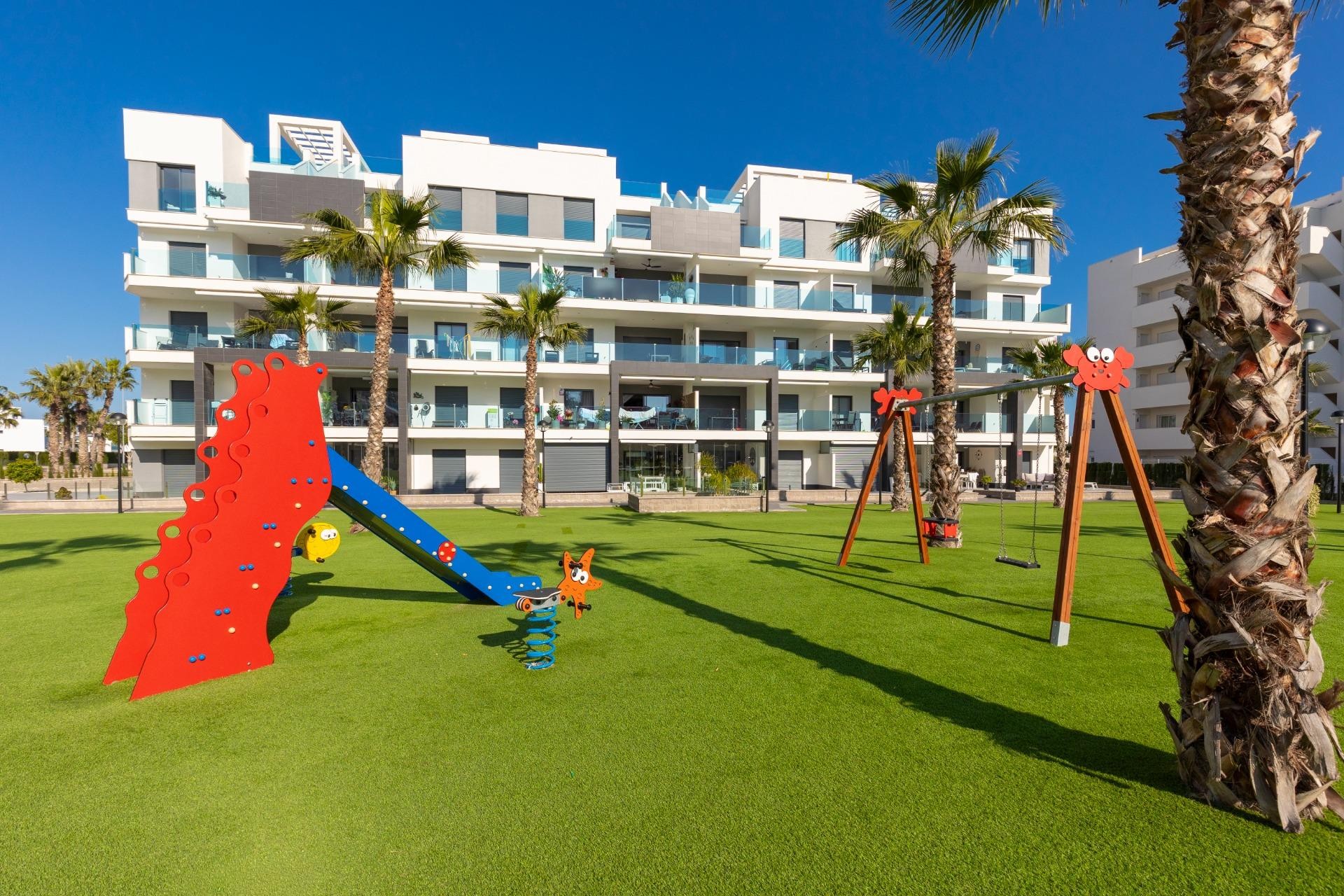 Brukt - Apartment -
Guardamar del Segura - El Raso