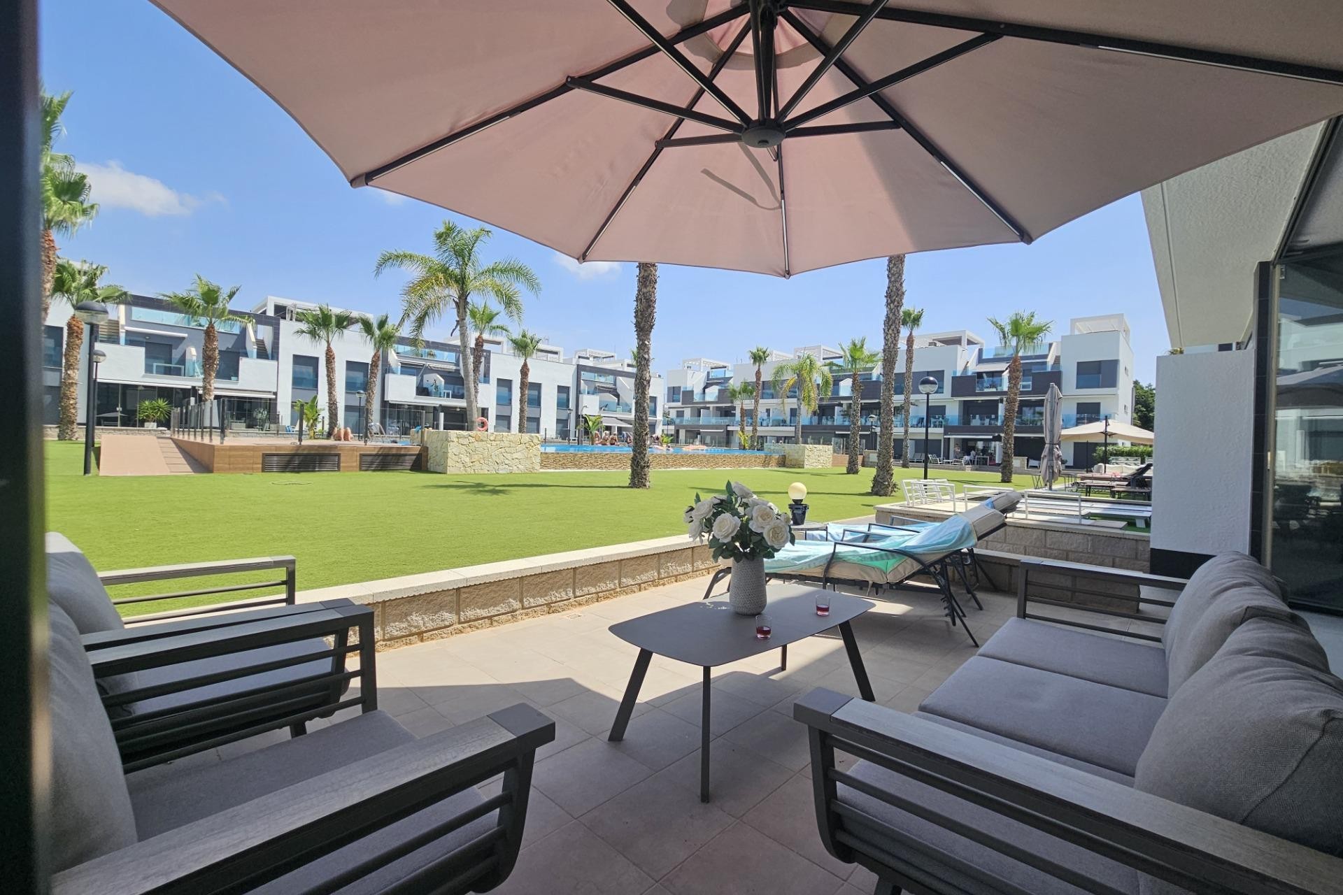 Brukt - Apartment -
Guardamar del Segura - El Raso