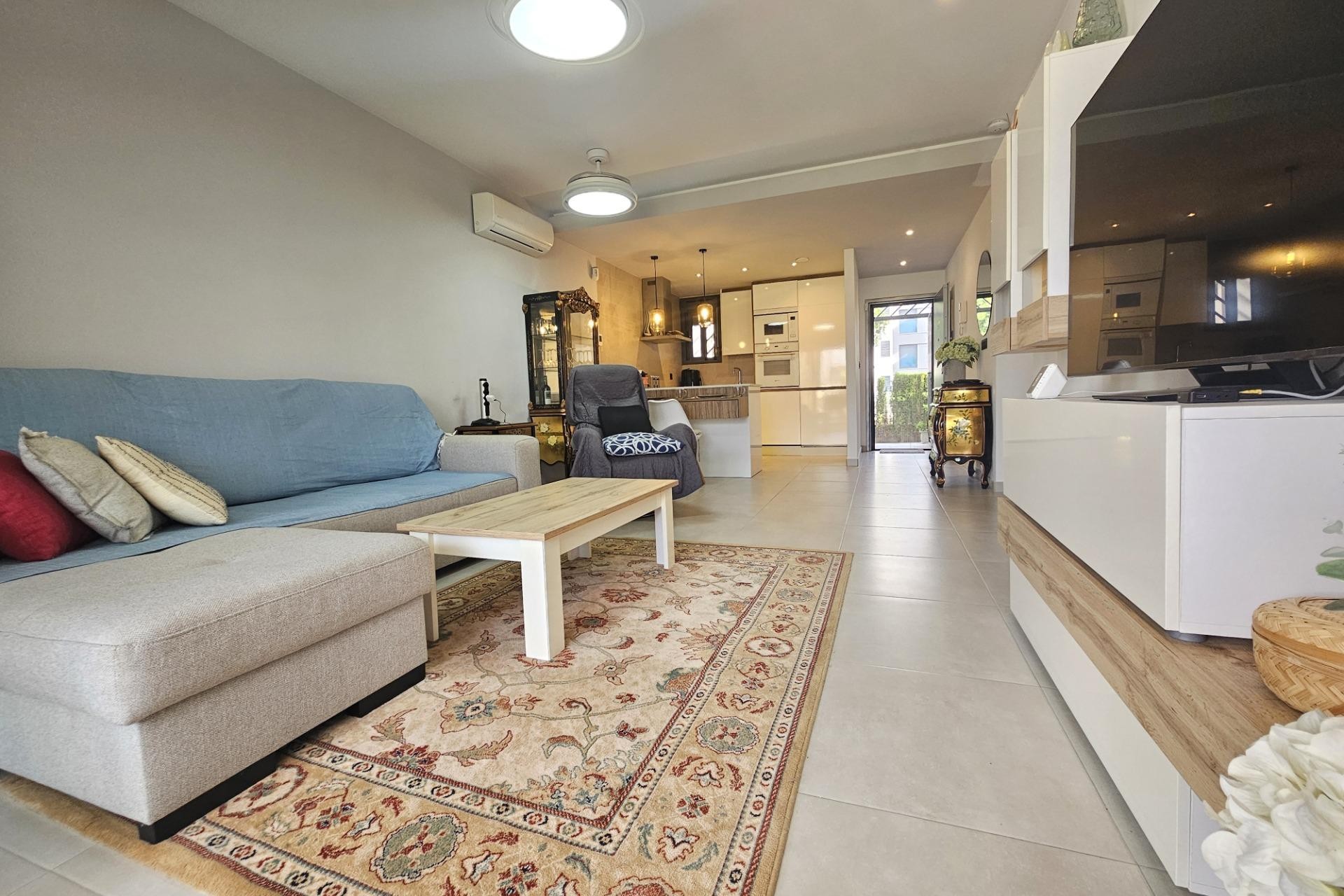 Brukt - Apartment -
Guardamar del Segura - El Raso