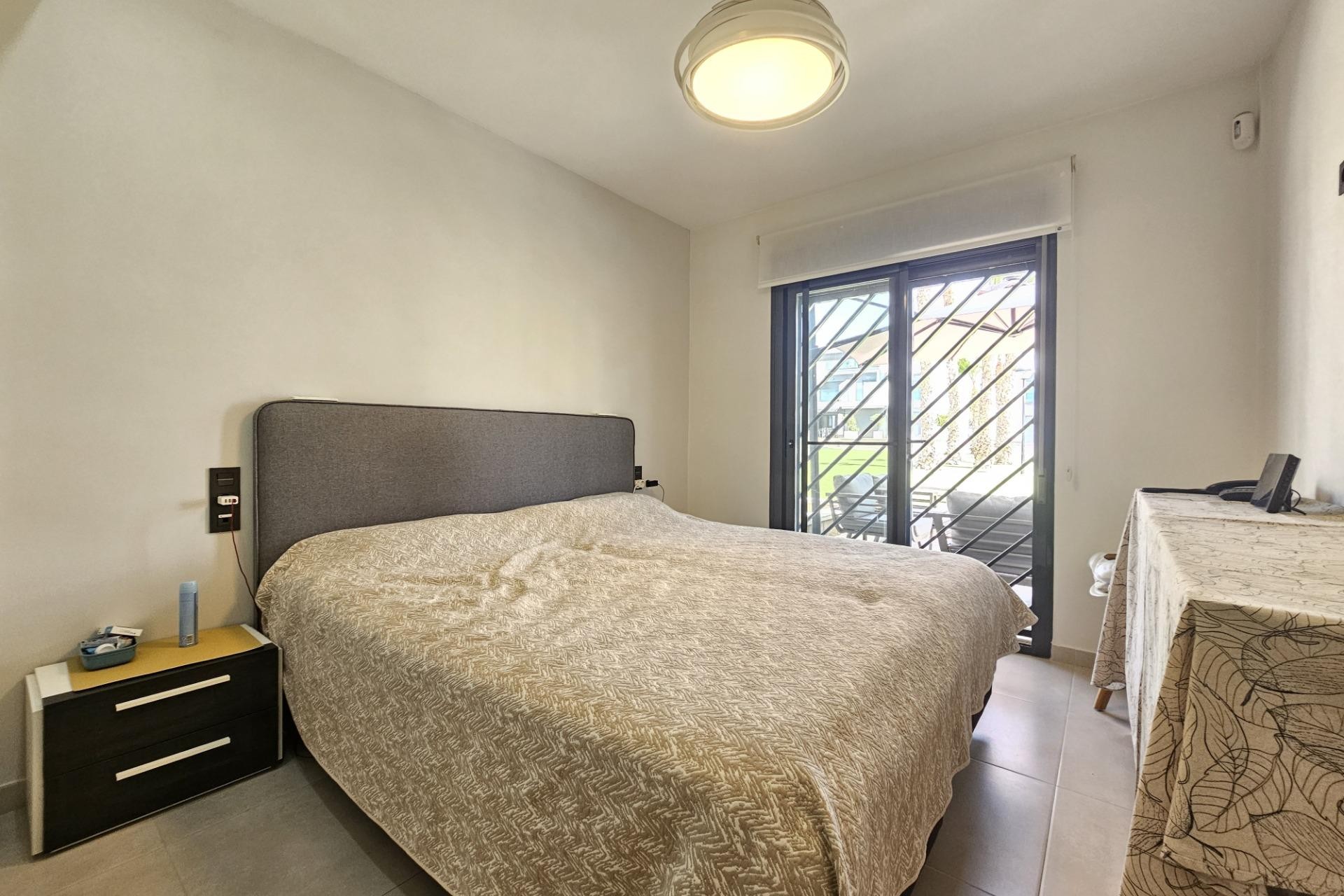 Brukt - Apartment -
Guardamar del Segura - El Raso