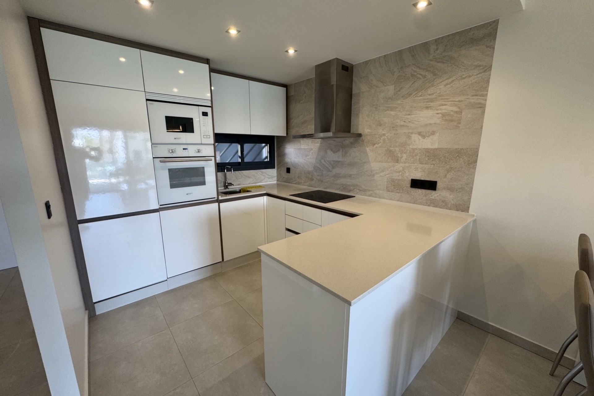 Brukt - Apartment -
Guardamar del Segura - El Raso