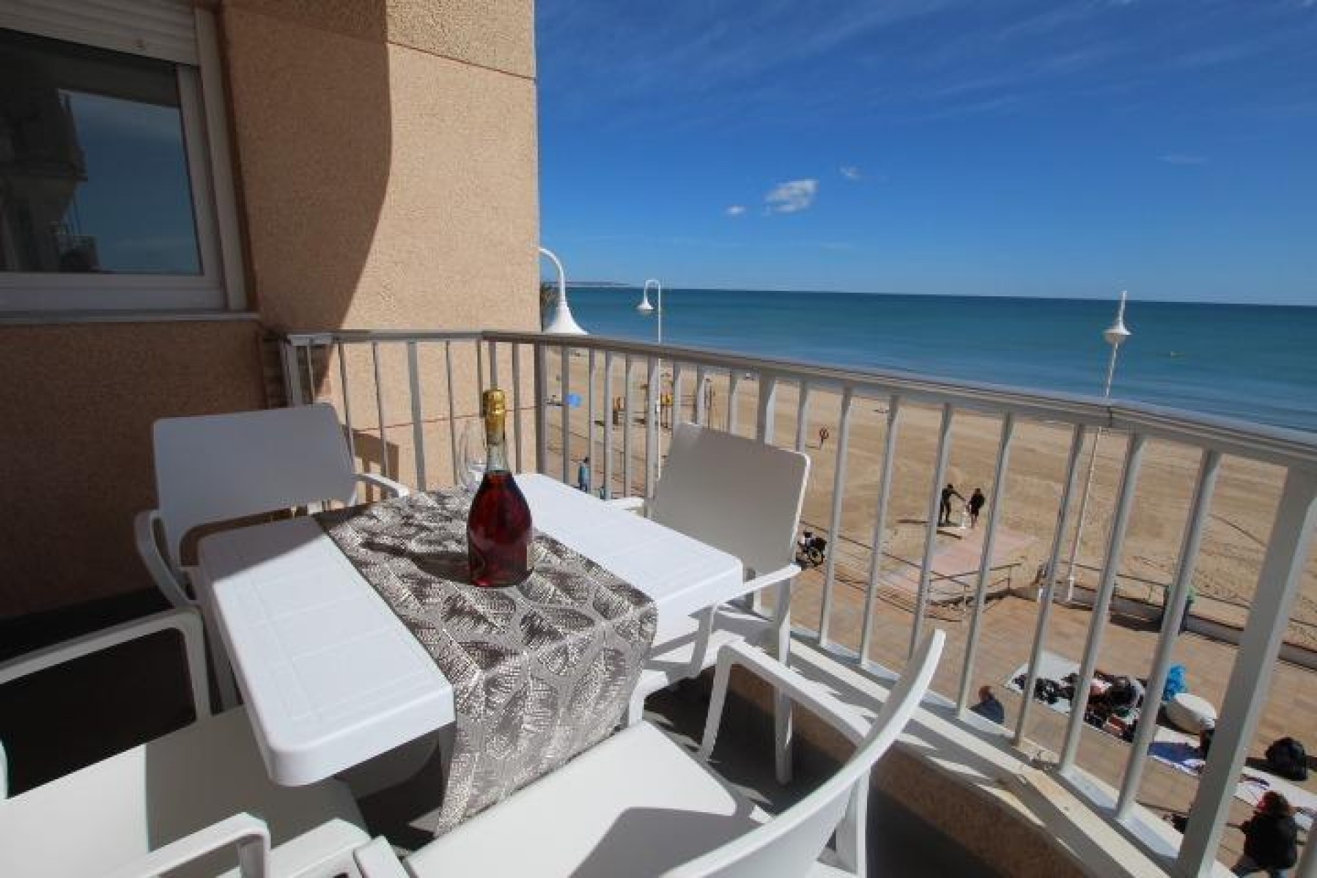 Brukt - Apartment -
Guardamar del Segura - Guardamar Playa