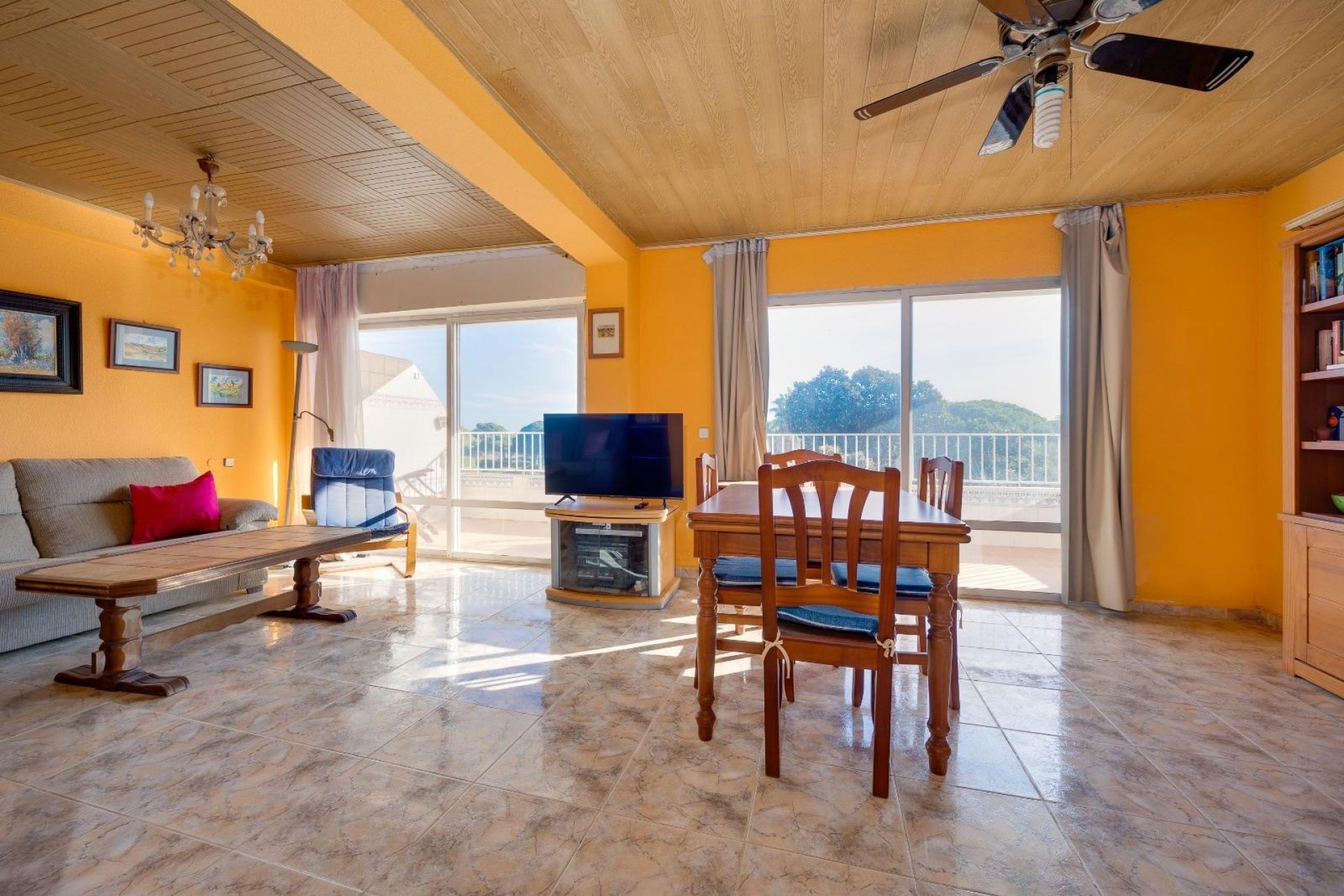 Brukt - Apartment -
Guardamar del Segura - Pinomar