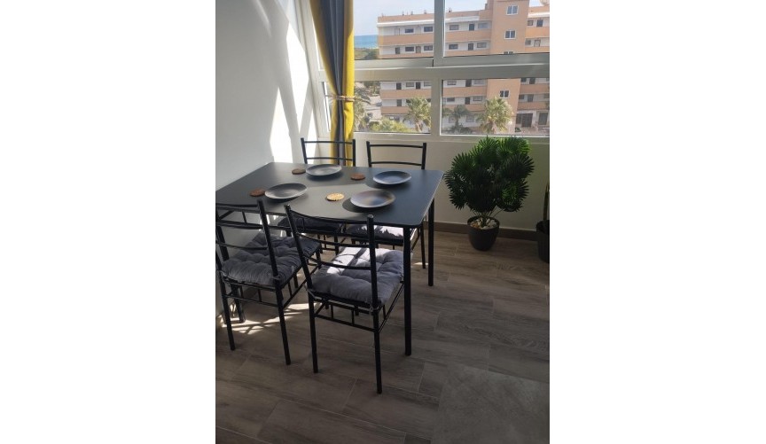 Brukt - Apartment -
Guardamar del Segura - Pinomar