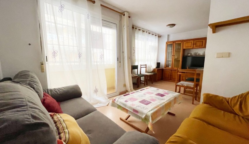 Brukt - Apartment -
Guardamar del Segura - Playa