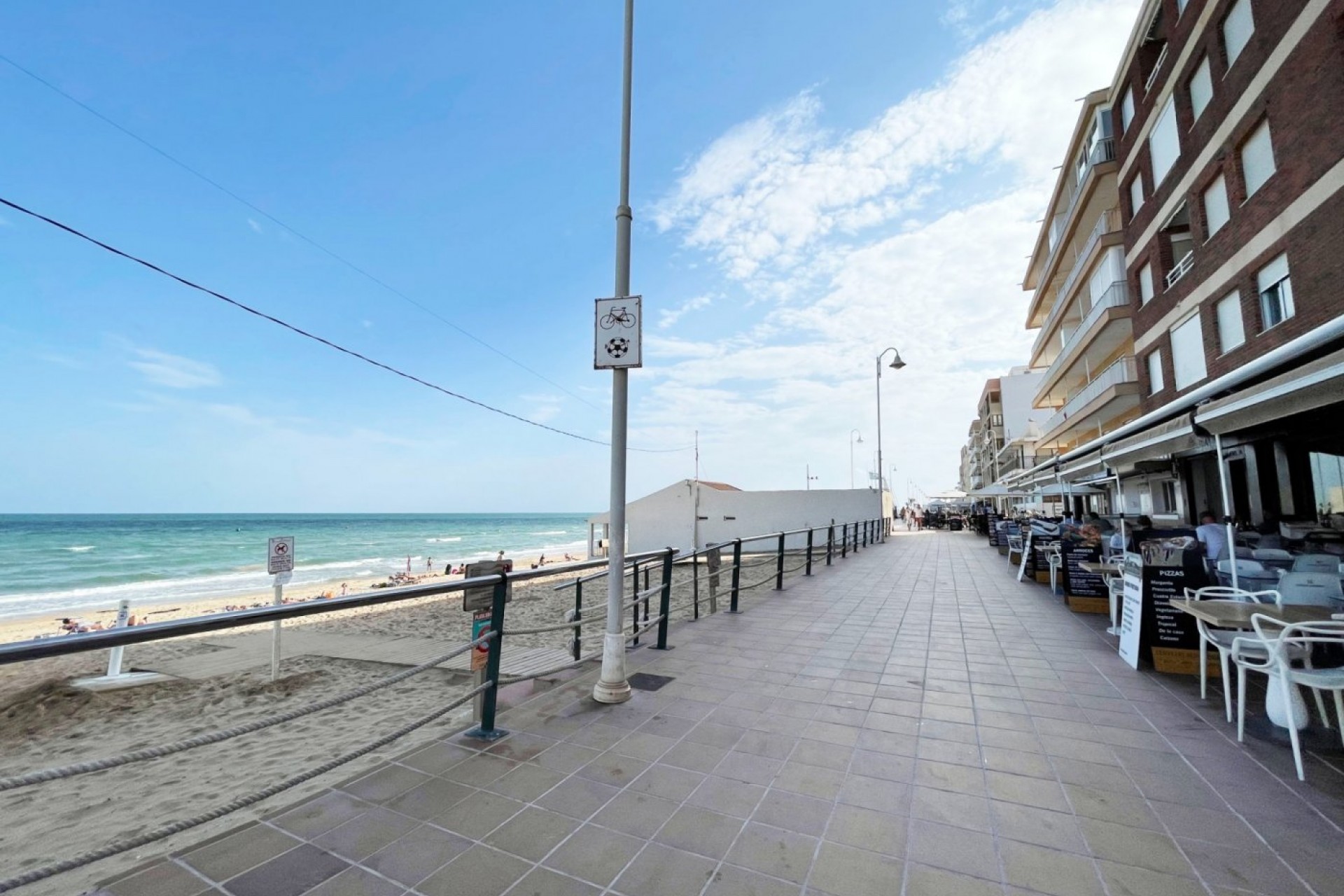 Brukt - Apartment -
Guardamar del Segura - Playa