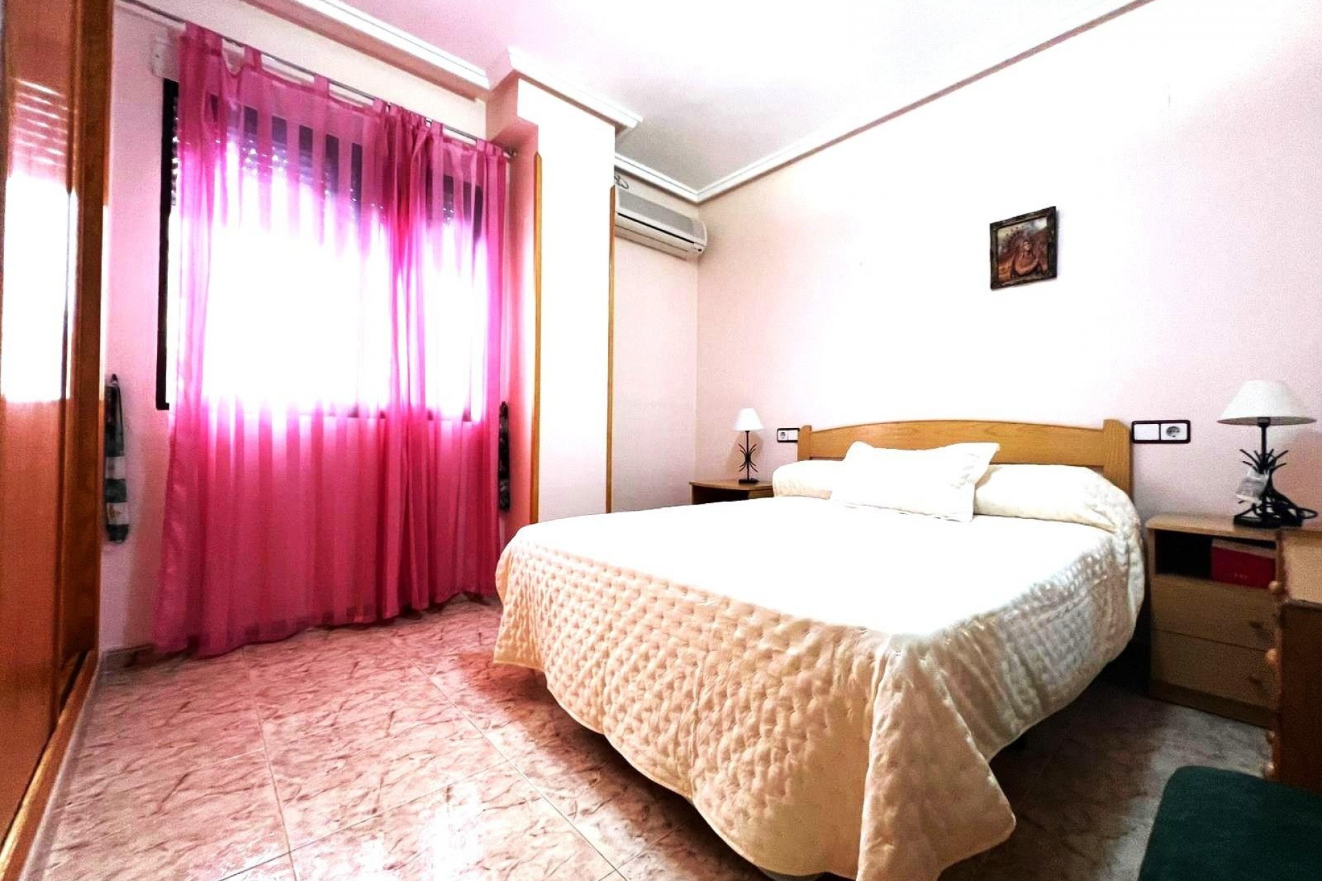 Brukt - Apartment -
Guardamar del Segura - Pueblo