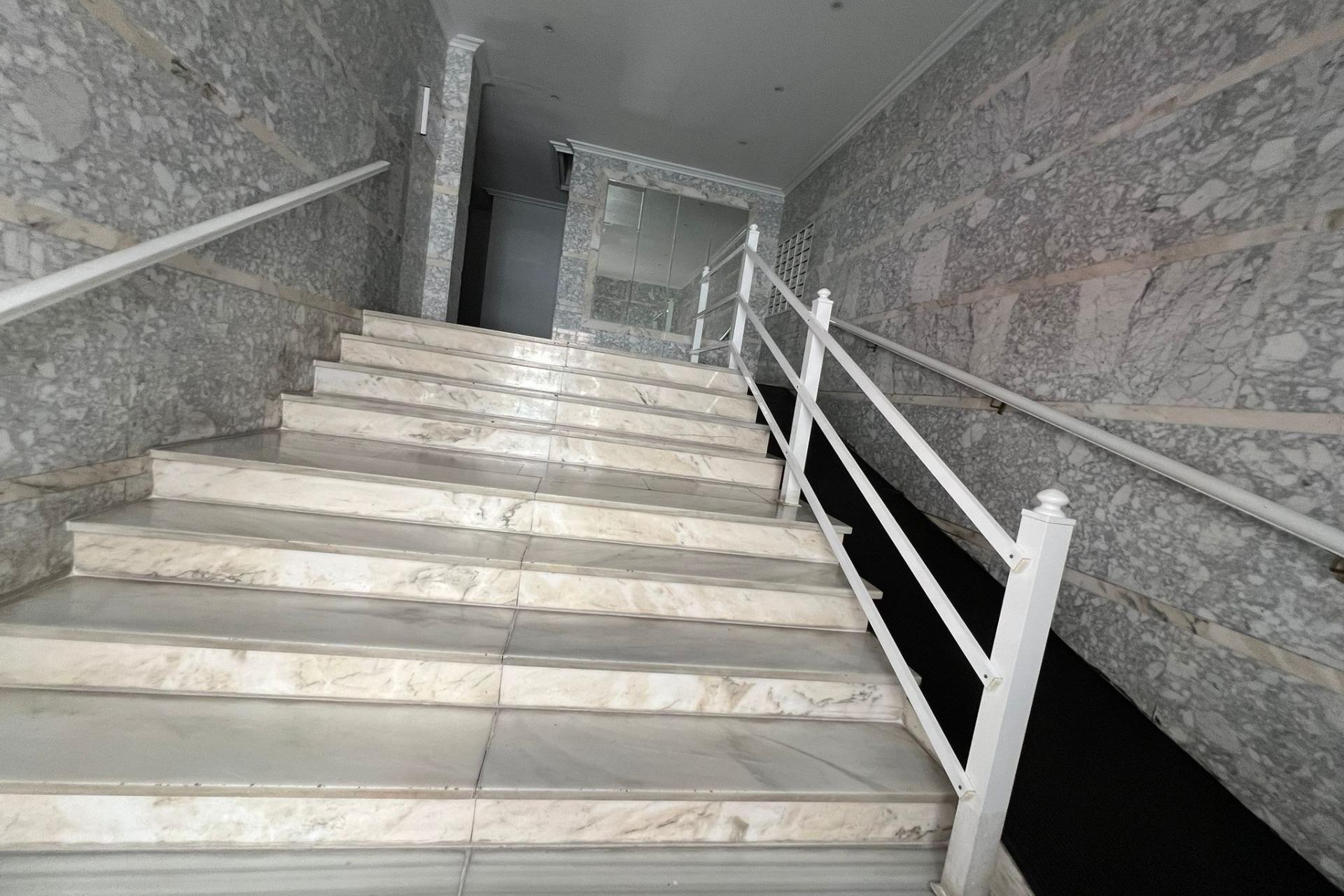 Brukt - Apartment -
Guardamar del Segura - Pueblo