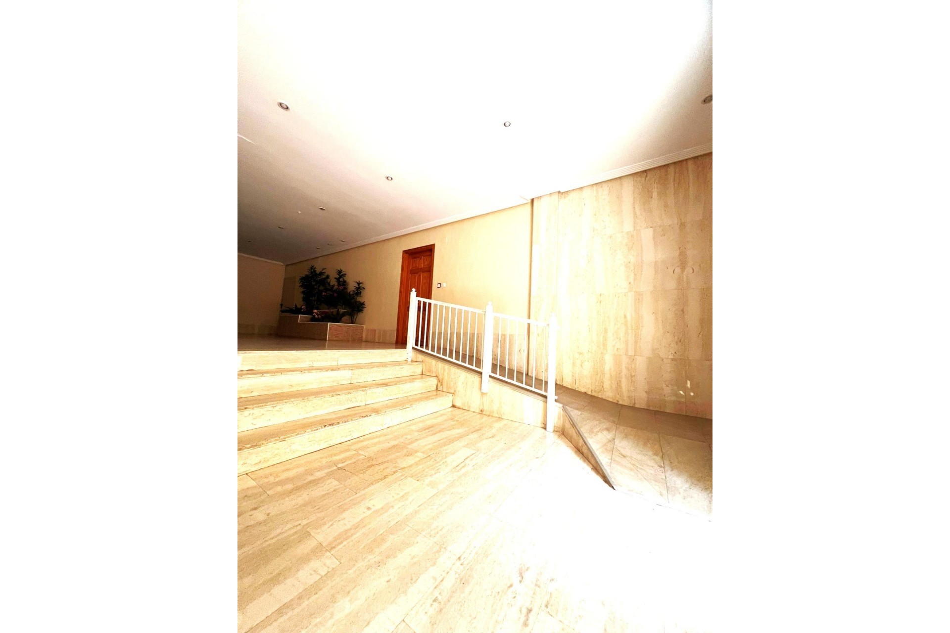 Brukt - Apartment -
Guardamar del Segura - Pueblo