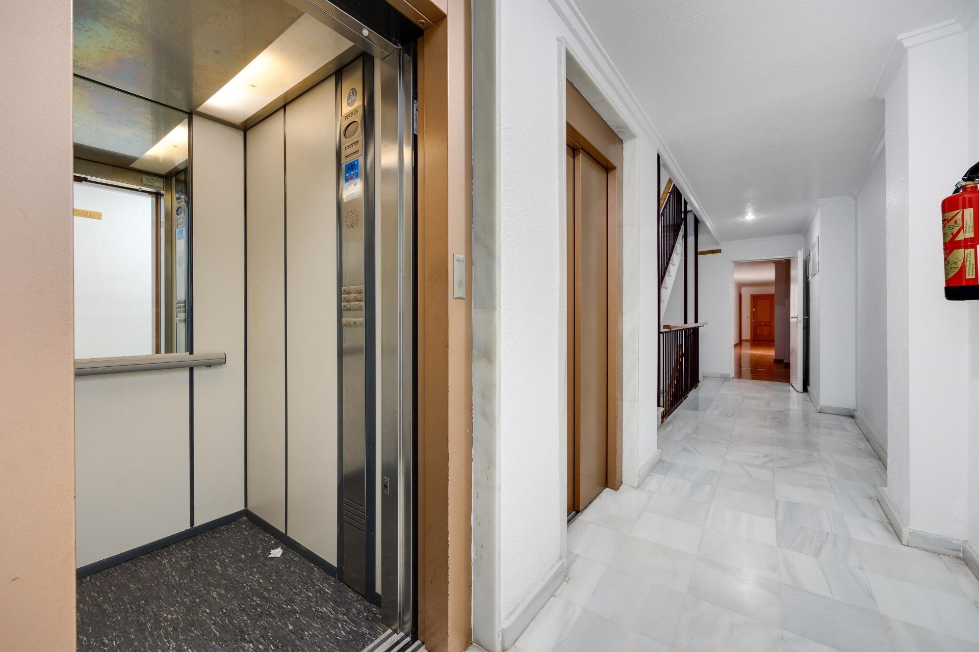 Brukt - Apartment -
Guardamar del Segura - Pueblo