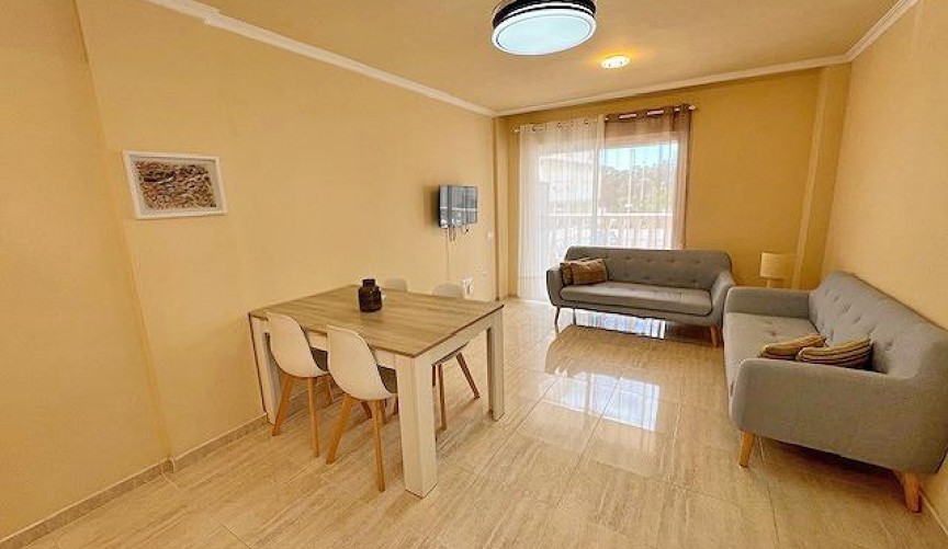 Brukt - Apartment -
Guardamar del Segura - Puerto Deportivo