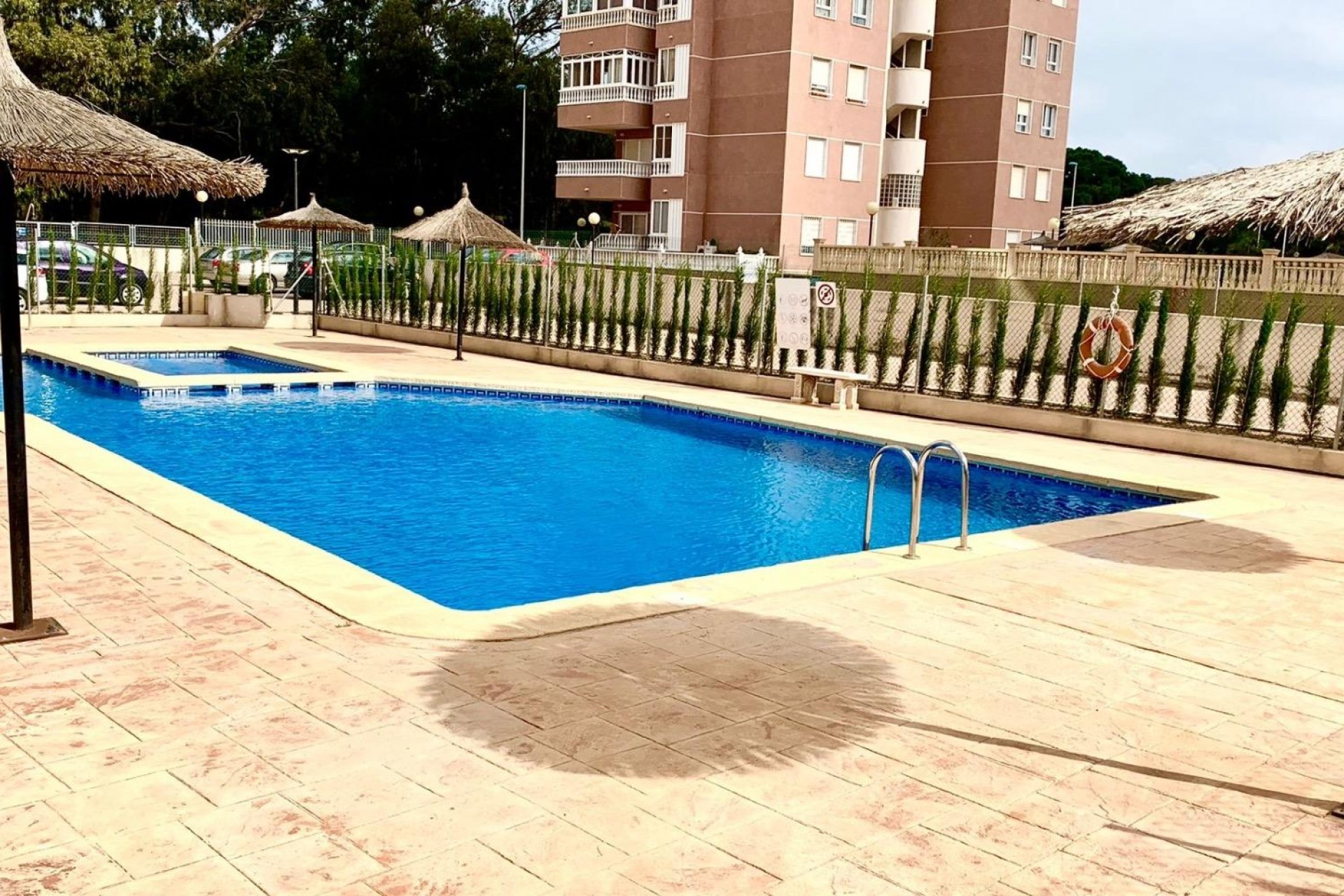 Brukt - Apartment -
Guardamar del Segura - Puerto