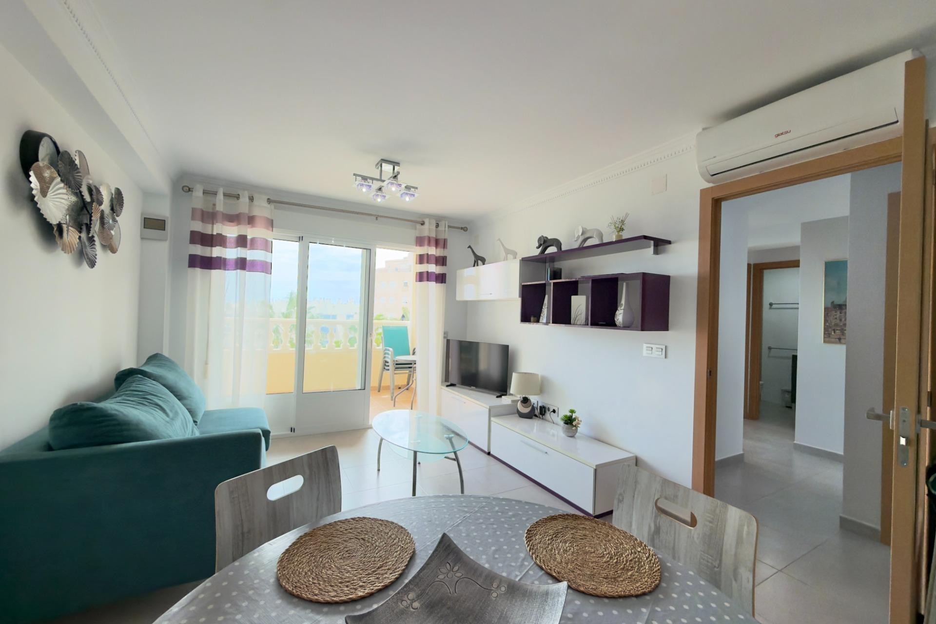 Brukt - Apartment -
Guardamar del Segura - Urbanizaciones