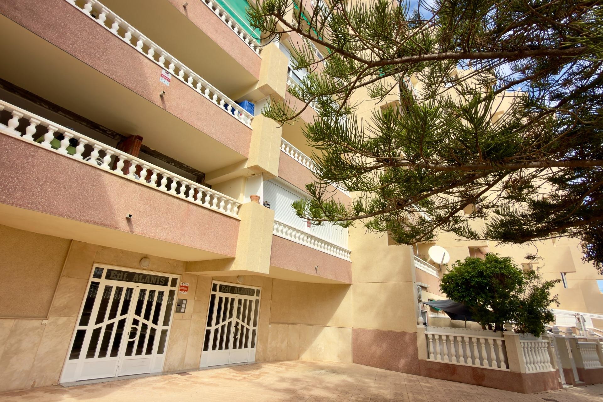 Brukt - Apartment -
Guardamar del Segura - Urbanizaciones