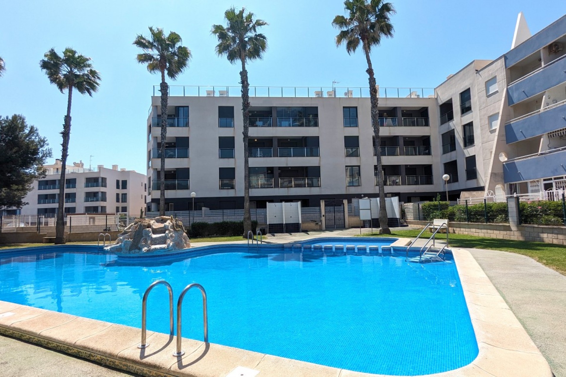 Brukt - Apartment -
La Mata - Costa Blanca