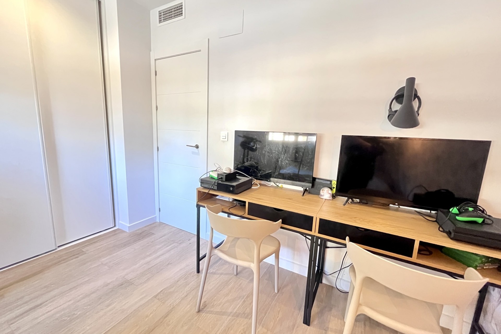 Brukt - Apartment -
La Mata - Costa Blanca