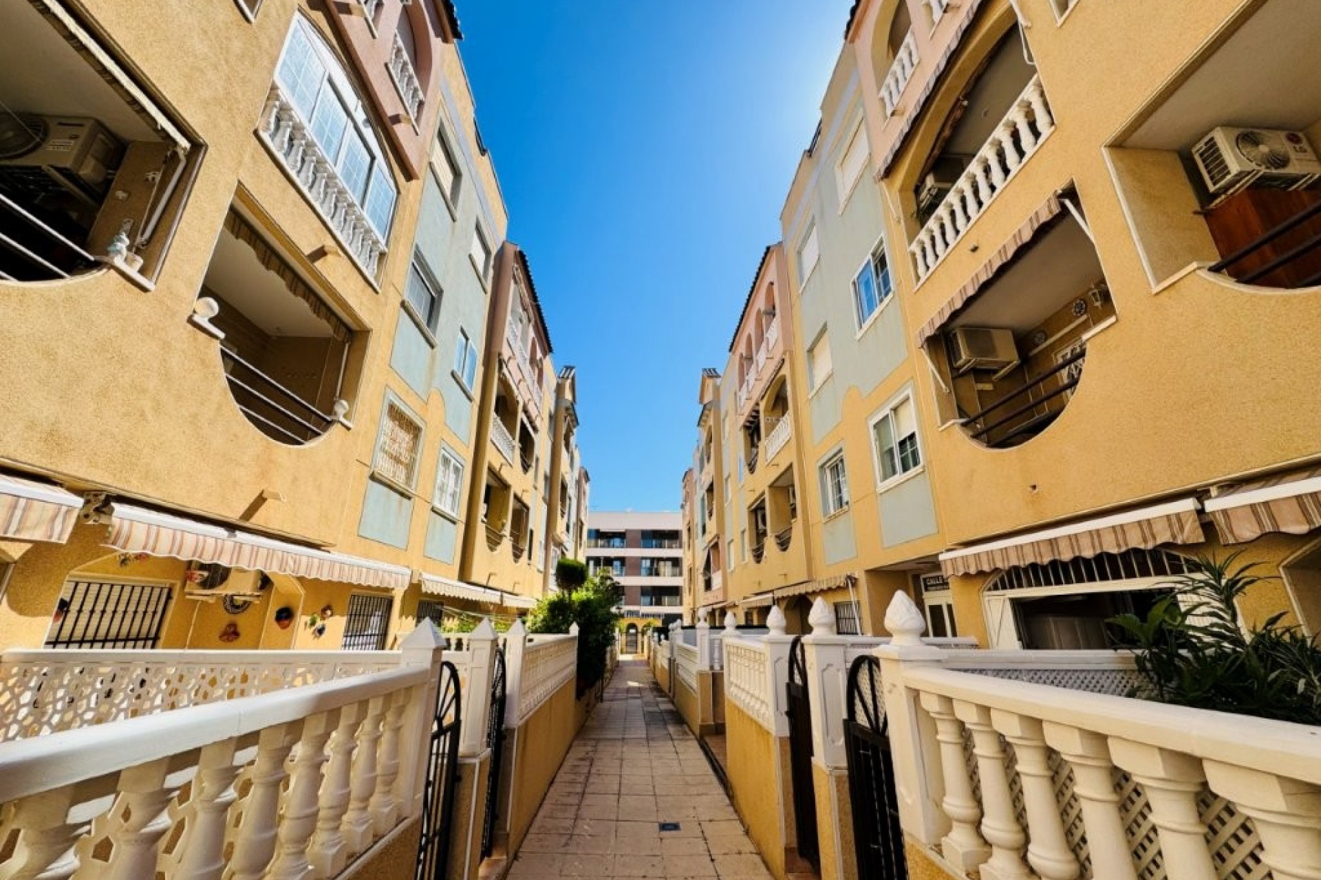 Brukt - Apartment -
La Mata - Costa Blanca