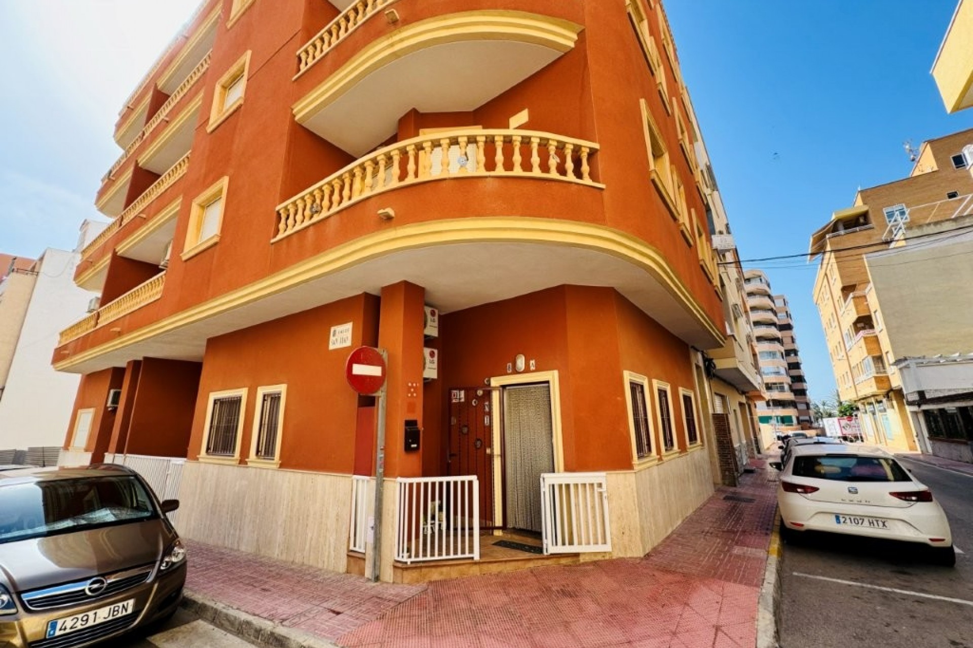 Brukt - Apartment -
La Mata - Costa Blanca