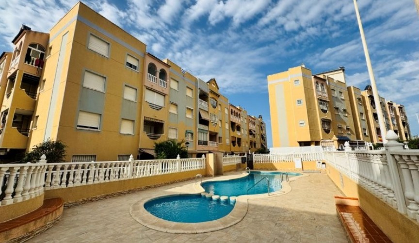 Brukt - Apartment -
La Mata - Costa Blanca