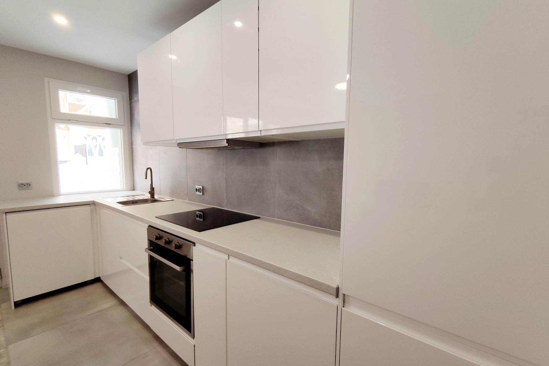 Brukt - Apartment -
La Mata - Costa Blanca