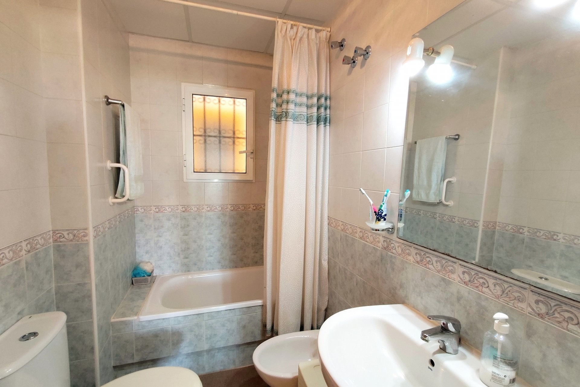 Brukt - Apartment -
La Zenia - Costa Blanca