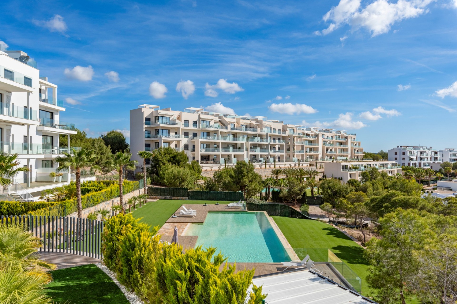 Brukt - Apartment -
Las Colinas Golf - Costa Blanca