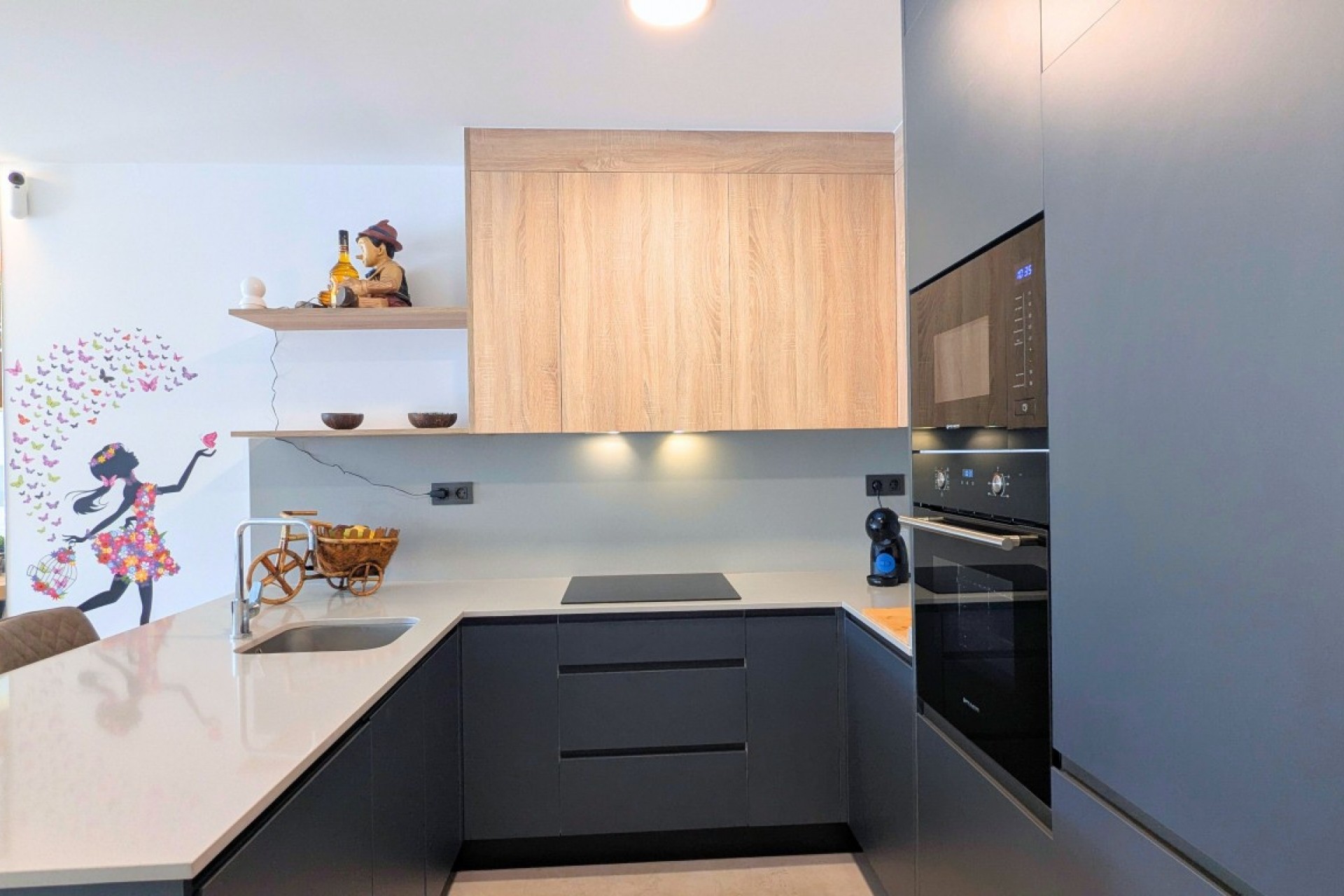 Brukt - Apartment -
Lo Crispin - Inland