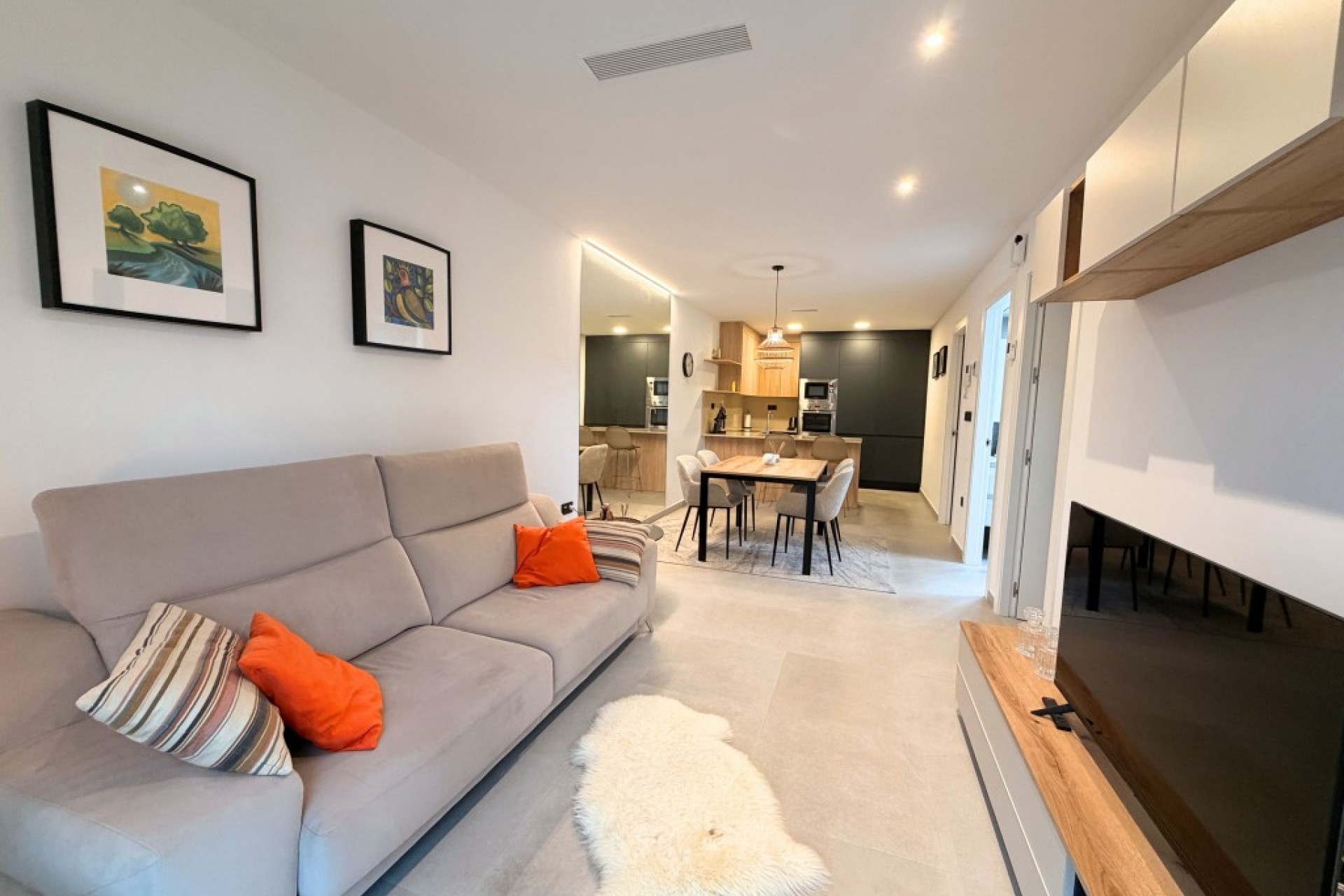 Brukt - Apartment -
Lo Crispin - Inland