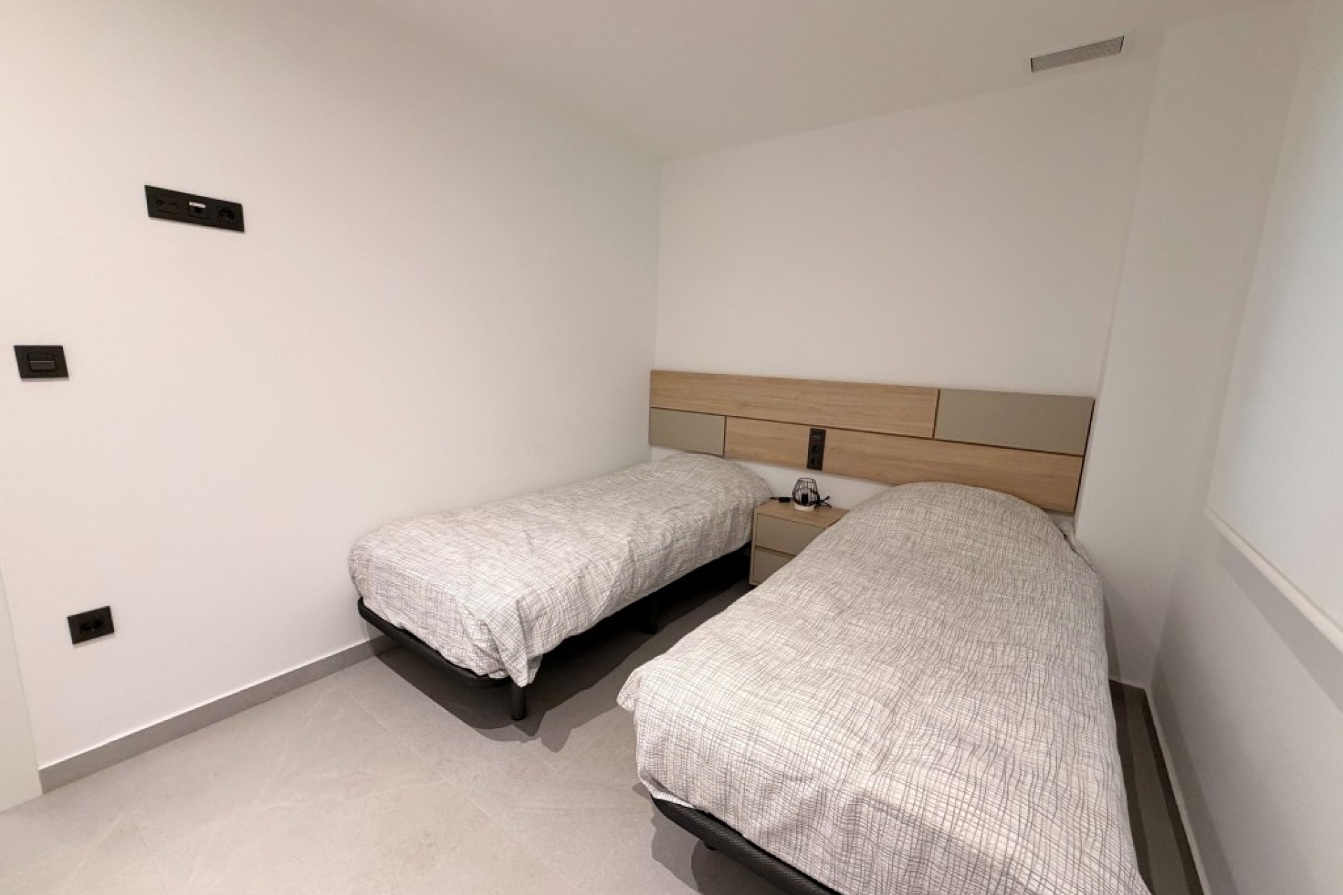 Brukt - Apartment -
Lo Crispin - Inland