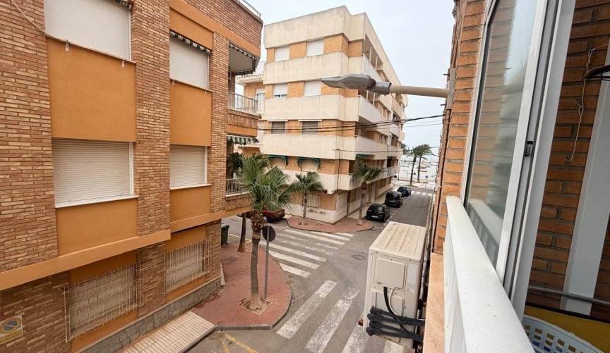 Brukt - Apartment -
Los Alcazares - Playa La Concha