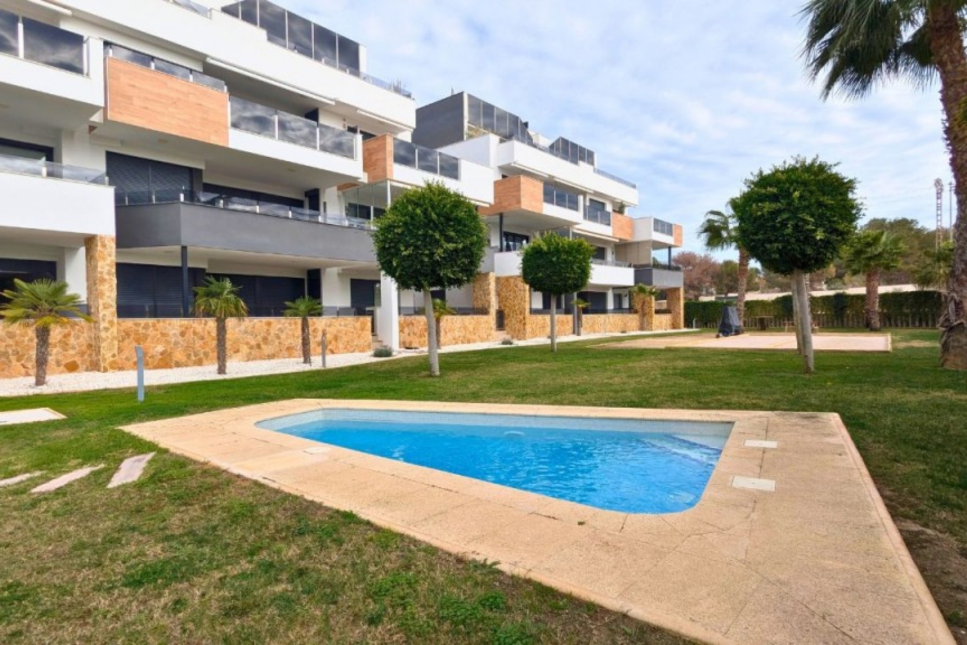 Brukt - Apartment -
Los Altos - Costa Blanca