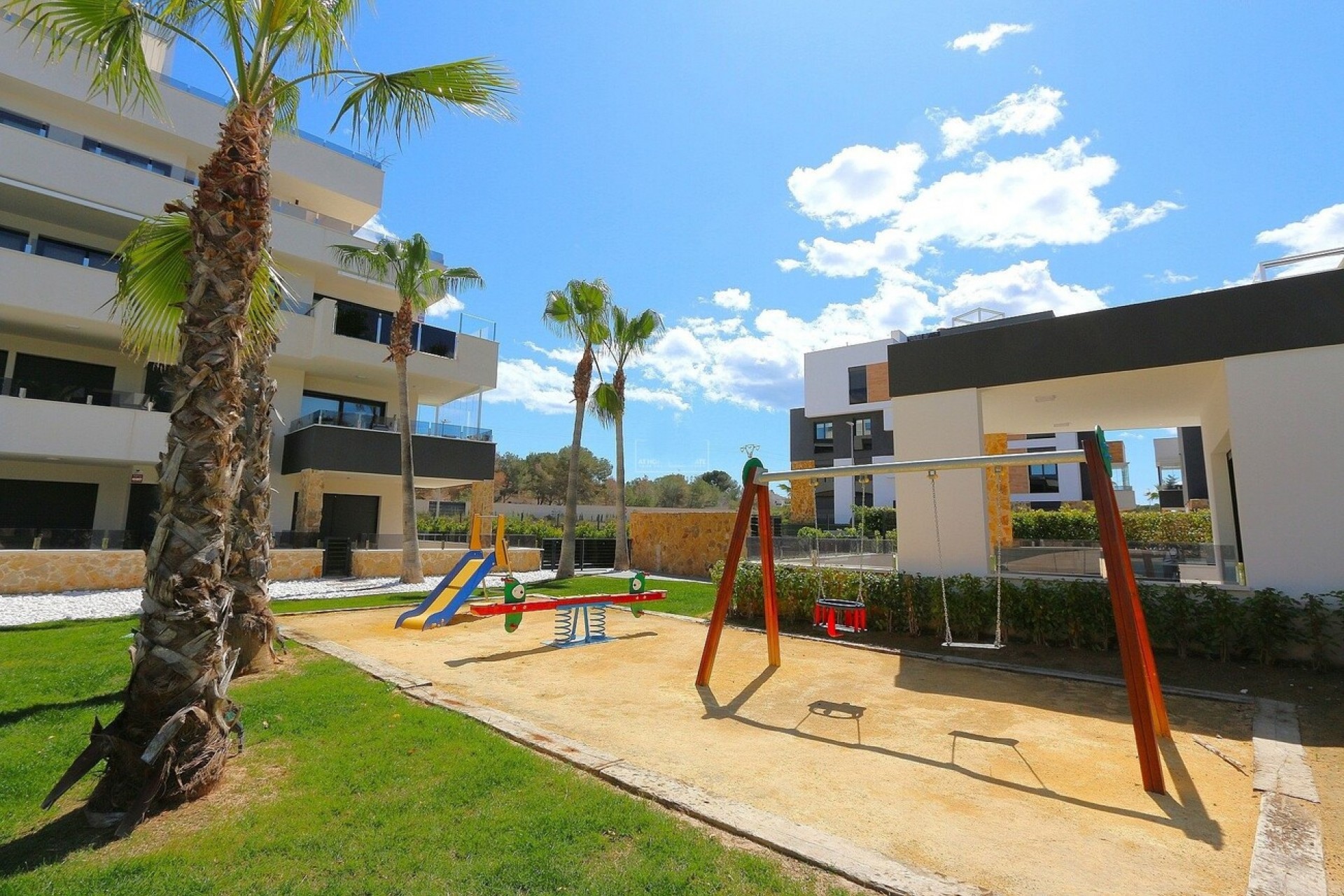 Brukt - Apartment -
Los Altos - Costa Blanca