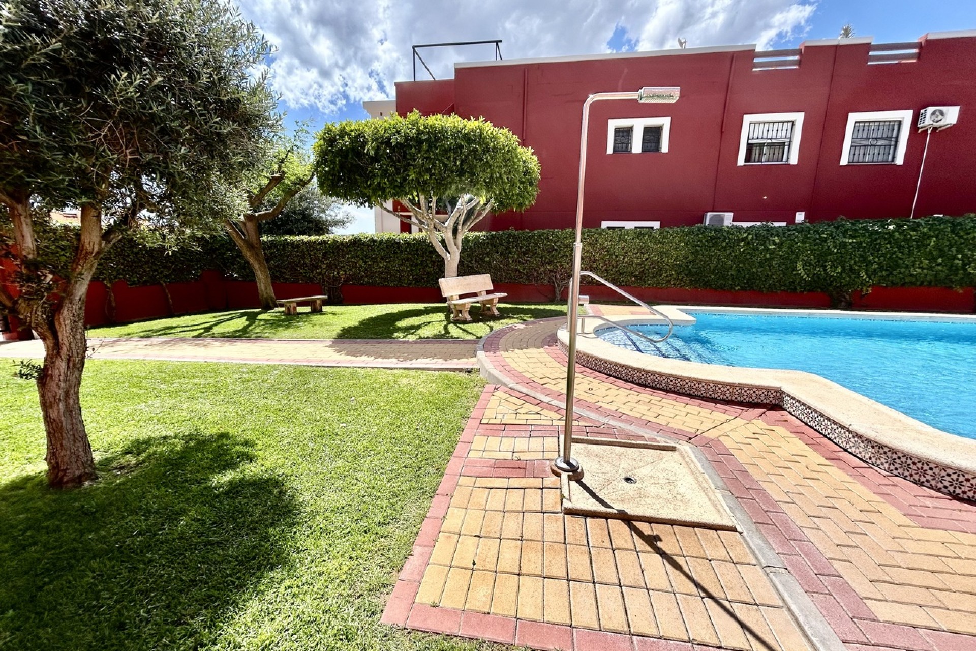 Brukt - Apartment -
Los Altos - Costa Blanca