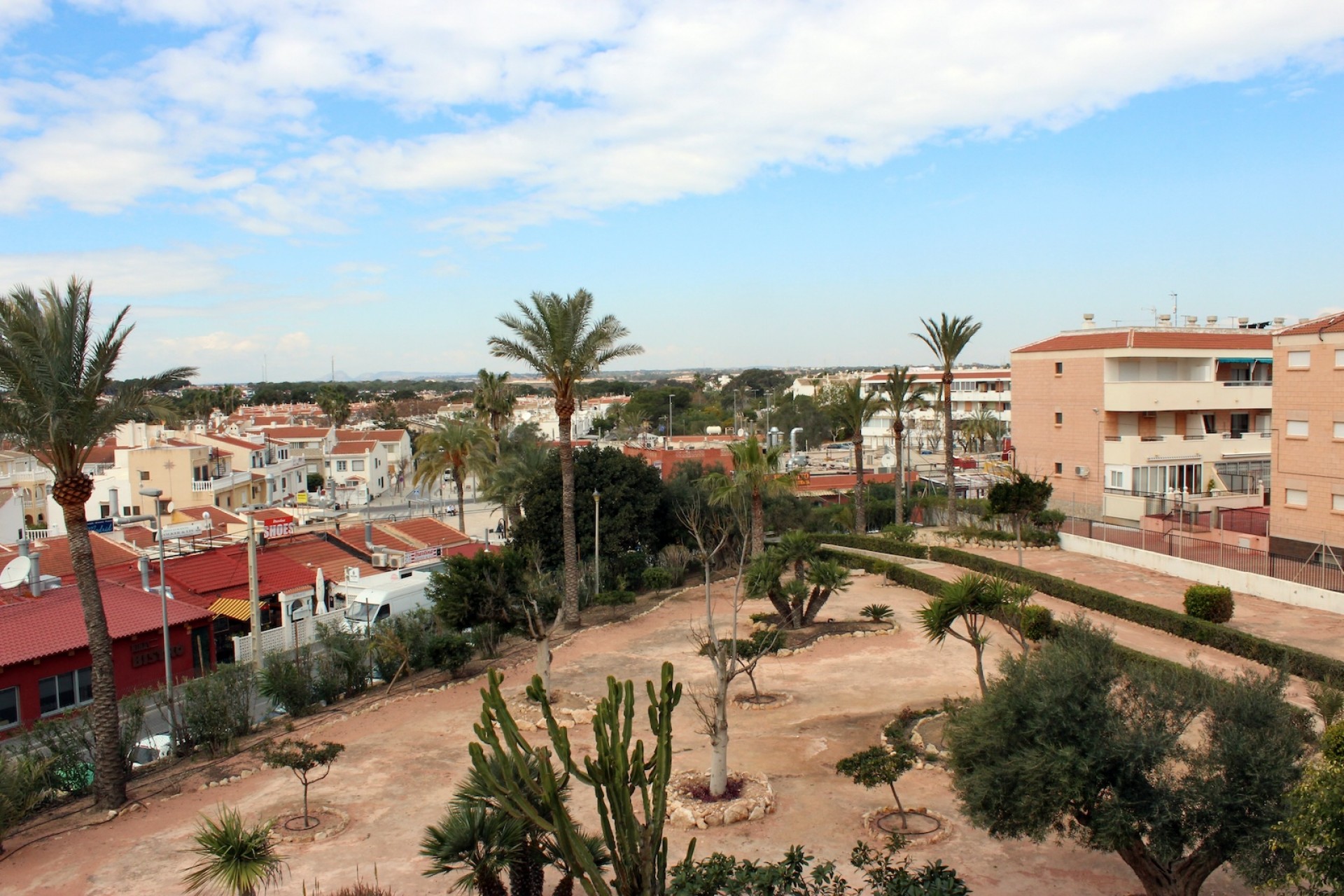 Brukt - Apartment -
Mil Palmeras - Costa Blanca