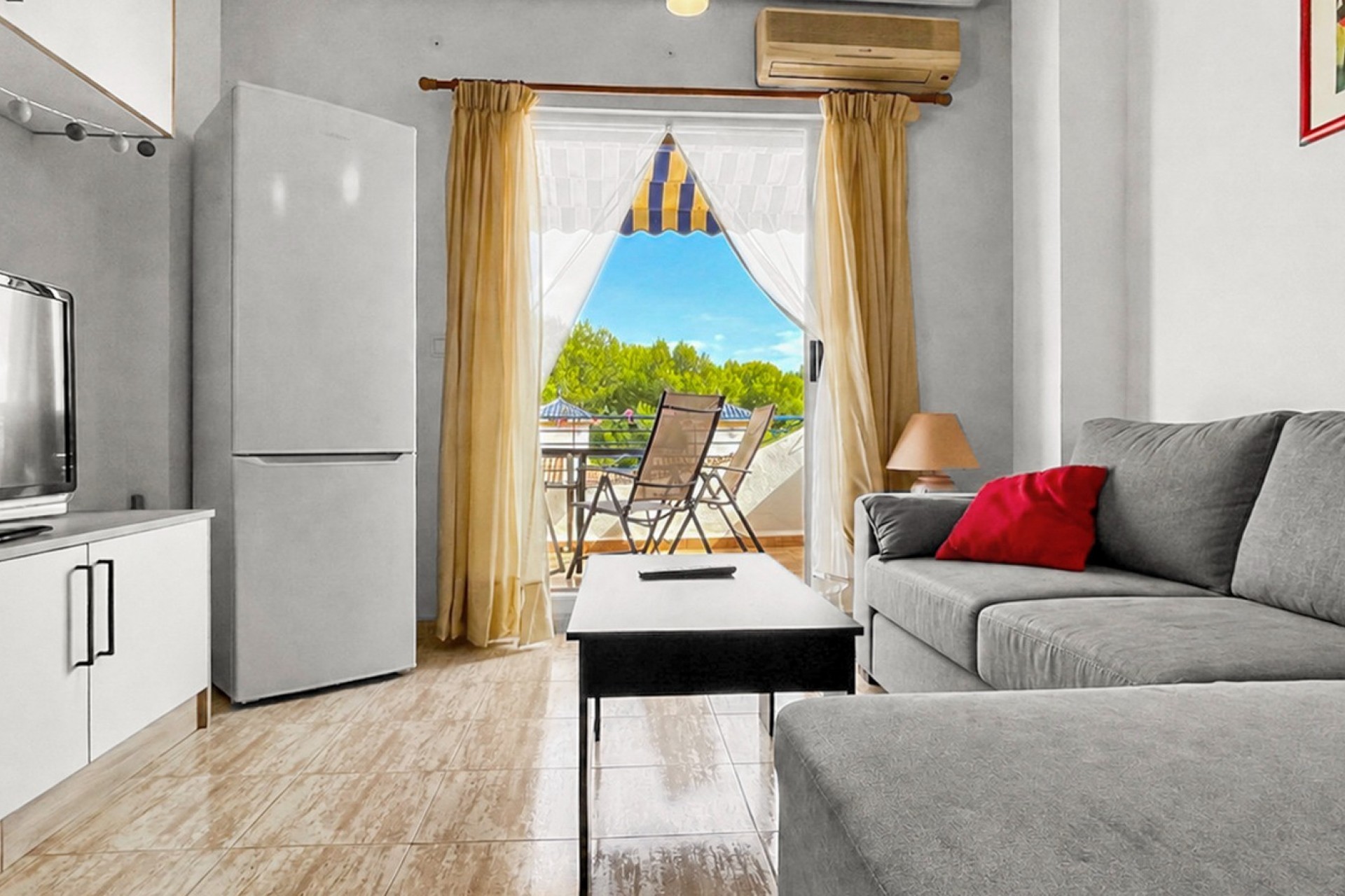 Brukt - Apartment -
Mil Palmeras - Costa Blanca