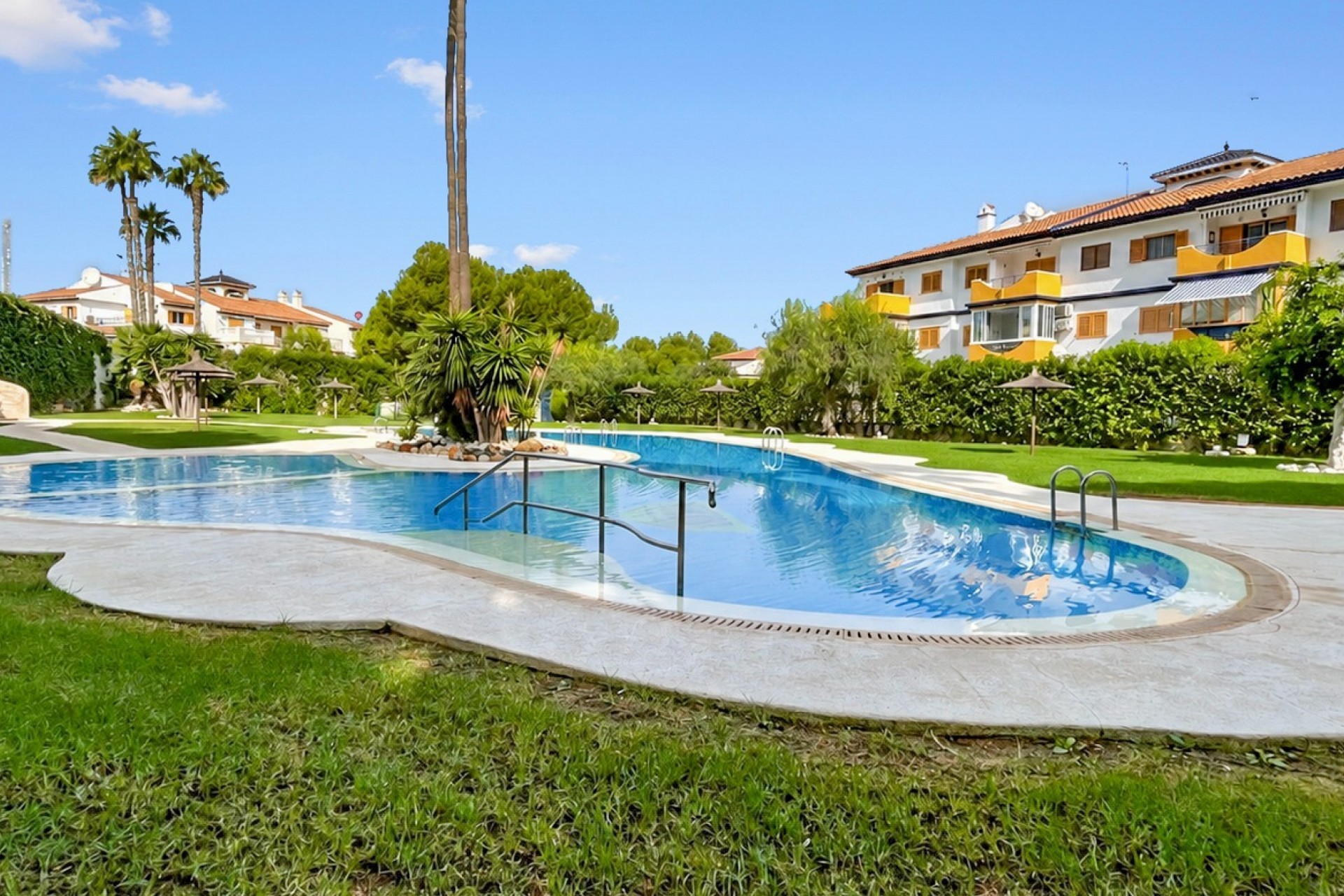 Brukt - Apartment -
Mil Palmeras - Costa Blanca