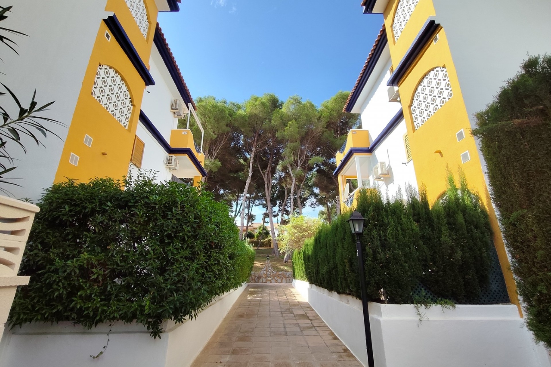 Brukt - Apartment -
Mil Palmeras - Costa Blanca