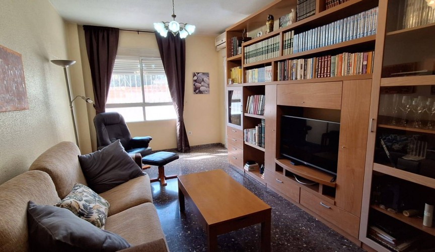 Brukt - Apartment -
Murcia - San Benito-patiño