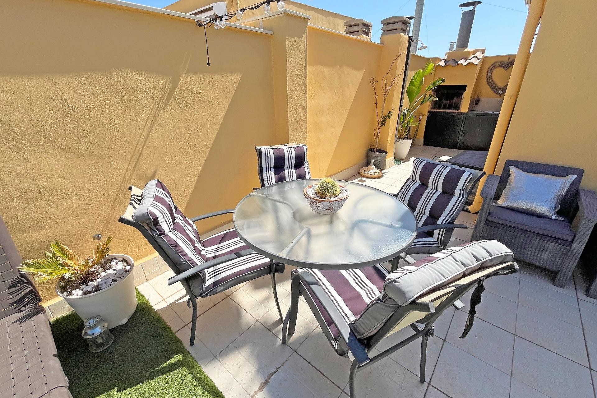 Brukt - Apartment -
Novelda - Barrio San Roque