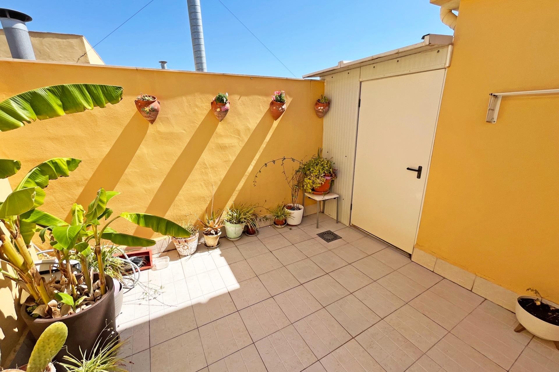 Brukt - Apartment -
Novelda - Barrio San Roque