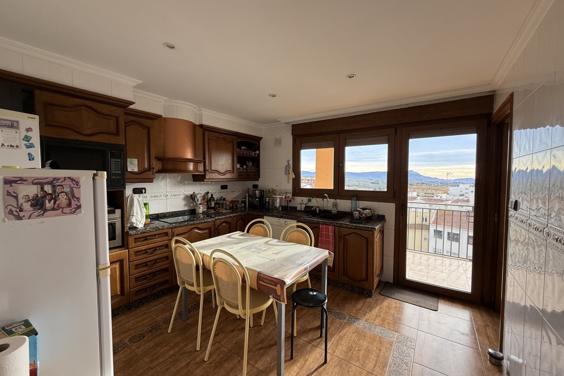 Brukt - Apartment -
Onil - Costa Blanca