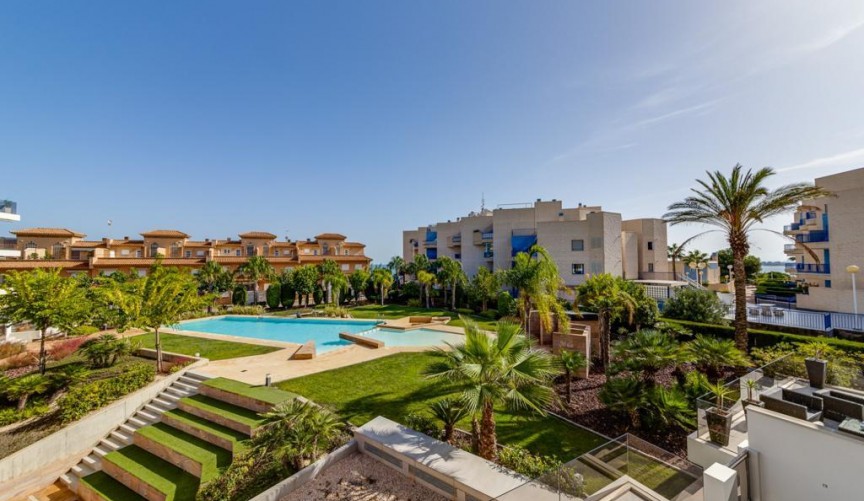 Brukt - Apartment -
Orihuela Costa - Cabo Roig